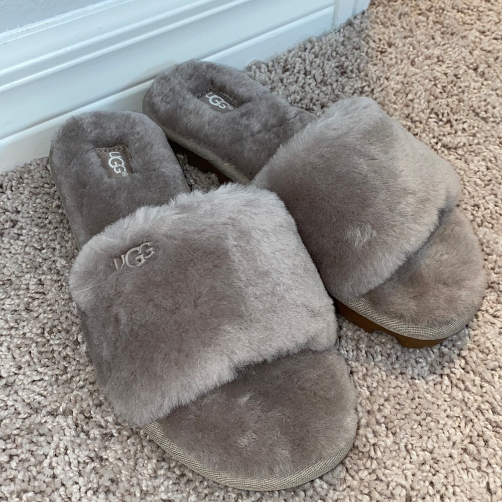 BRAND NEW Ugg Slippers